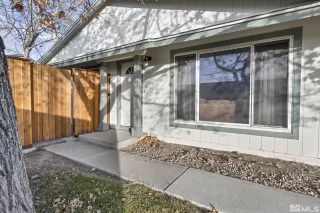 Photo #2: 230013926 Listing