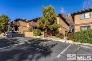 Photo #2: 230013993 Listing 