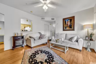 Photo #6: 230014154 Listing