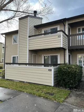 Photo #2: 230014261 Listing