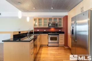 Photo #2: 240000179 Listing 