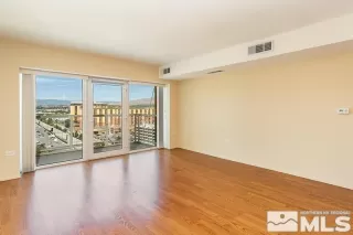 Photo #4: 240000179 Listing 