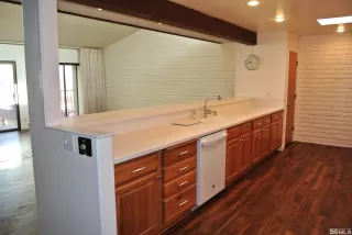 Photo #2: 240000273 Listing 