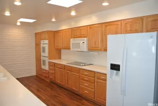 Photo #3: 240000273 Listing 