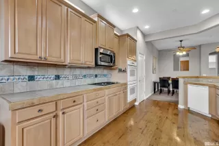 Photo #4: 240000304 Listing