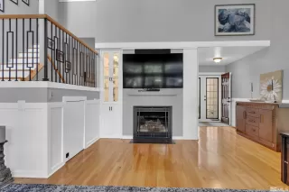 Photo #4: 240000338 Listing 