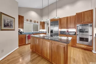 Photo #6: 240000338 Listing 