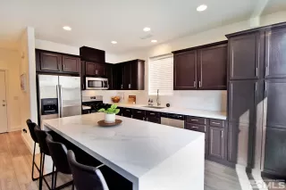 Photo #1: 240000427 Listing 