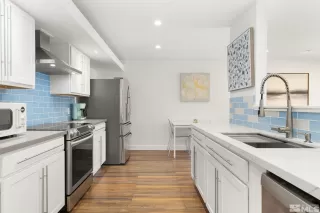 Photo #3: 240000445 Listing