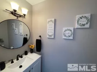 Photo #5: 240000457 Listing