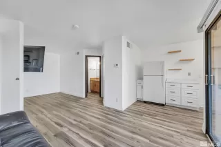 Photo #4: 240000474 Listing