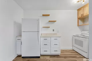 Photo #6: 240000474 Listing