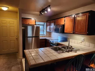 Photo #3: 240000498 Listing