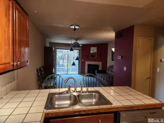 Photo #4: 240000498 Listing