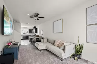 Photo #4: 240000572 Listing