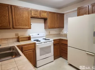 Photo #3: 240000667 Listing 