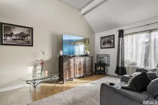 Photo #3: 240000727 Listing