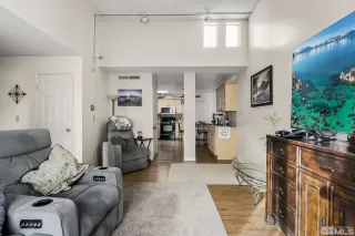 Photo #6: 240000727 Listing