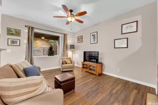 Photo #3: 240000796 Listing 