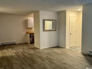 Photo #3: 240000800 Listing 