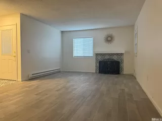 Photo #4: 240000800 Listing 