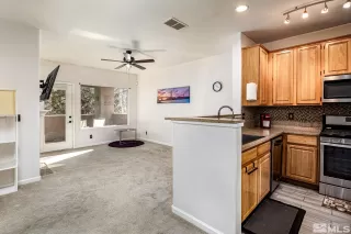 Photo #1: 240000912 Listing 