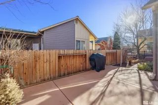 Photo #4: 240000971 Listing