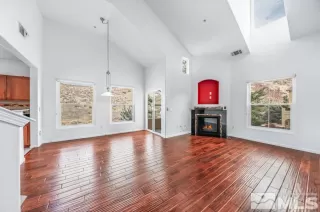 Photo #3: 240000973 Listing 