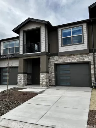 Photo #2: 240001045 Listing 