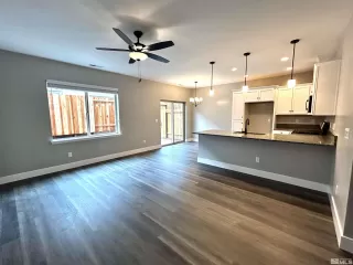 Photo #6: 240001045 Listing 