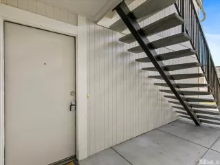 Photo #2: 240001053 Listing 