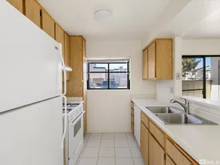 Photo #6: 240001053 Listing 