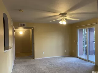 Photo #2: 240001069 Listing
