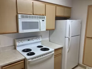 Photo #5: 240001069 Listing