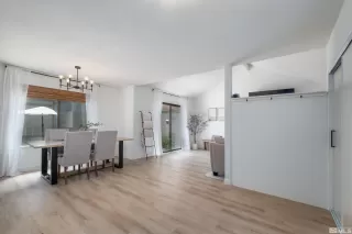 Photo #3: 240001102 Listing 