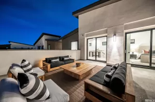 Photo #2: 240001121 Listing