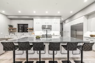 Photo #6: 240001121 Listing