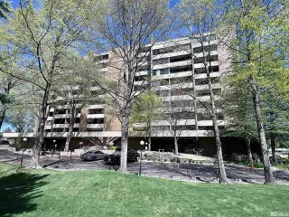 Photo #1: 240001158 Listing