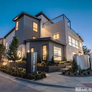 Photo #2: 240001163 Listing