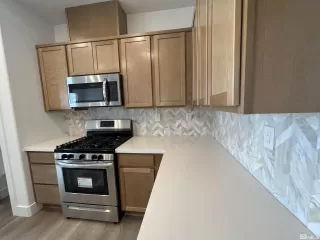 Photo #4: 240001185 Listing 