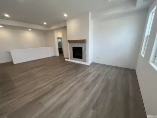 Photo #5: 240001185 Listing 