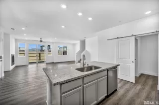 Photo #4: 240001189 Listing 