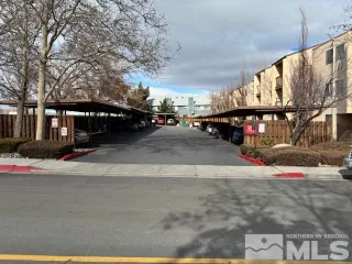 Photo #2: 240001406 Listing