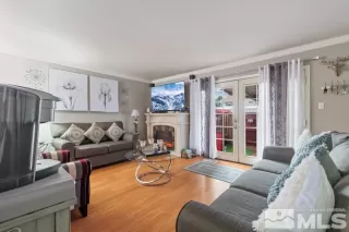 Photo #2: 240001522 Listing