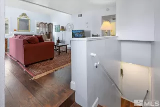 Photo #4: 240001578 Listing