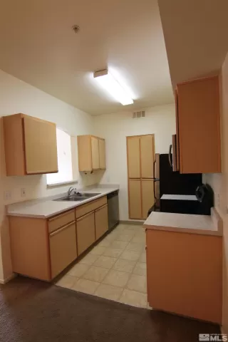 Photo #5: 240001688 Listing