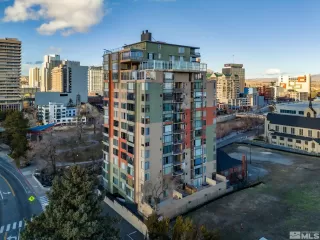 Photo #2: 240001698 Listing