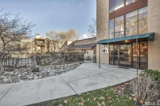 Photo #3: 240001728 Listing