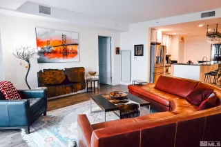 Photo #2: 240001757 Listing 