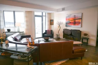 Photo #3: 240001757 Listing 